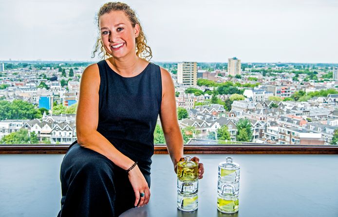 Yvette de Wit ontwikkelt LSD-drank voor beter leven.