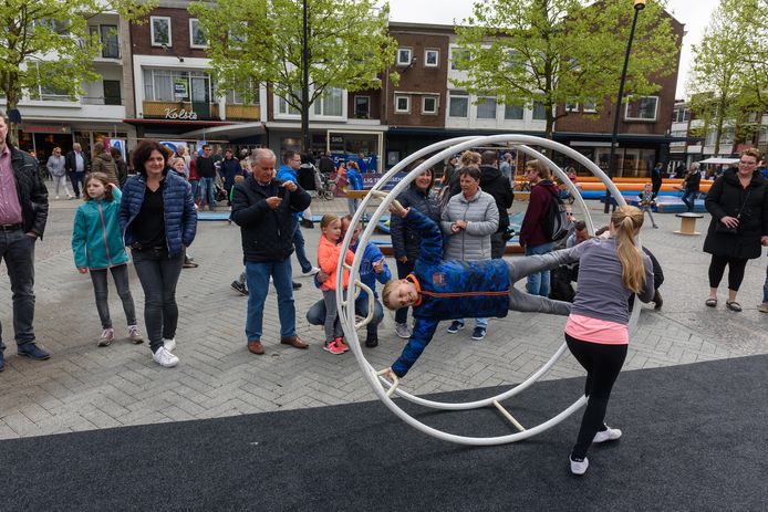 Demonstraties van sportverenigingen en kinderspelen maken traditioneel een belangrijk onderdeel uit van Koningsdag in Hengelo. Of dat zo kan blijven?