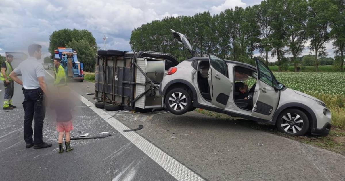 Accident with food truck causes hefty traffic jam on E17 towards Antwerp |  lochristia