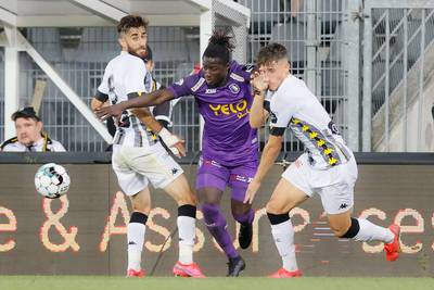 Beerschot-Charleroi reprogrammé le 7 avril