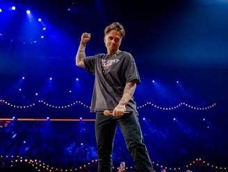 André Hazes maakt na lange afwezigheid comeback (met Monique aan de zijlijn): “Ik voel me kalmer dan ooit”