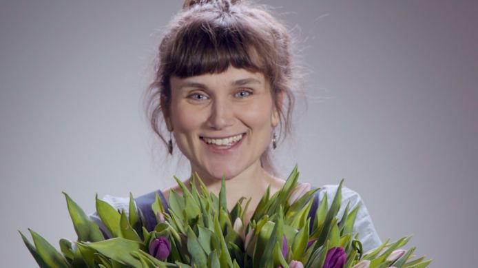 Paulien Verhaest (36) lanceerde Blommm in Gent: bloemen recht van het veld, op de velo, in je vaas.