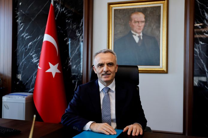 De ontslagen bankdirecteur Naci Agbal.