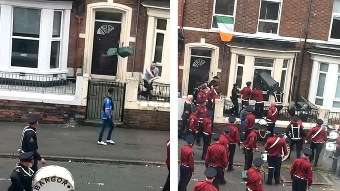Un homme a jeté une poubelle sur une fanfare à Belfast, en Irlande du Nord.