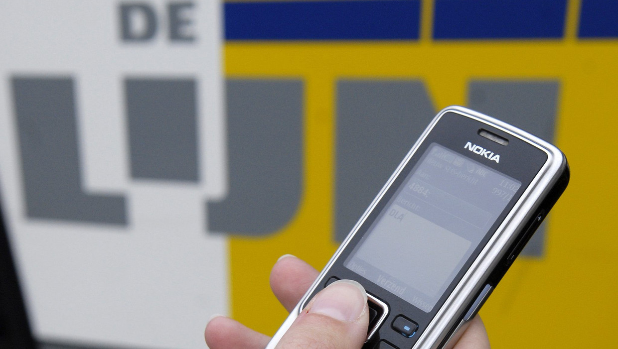 Record De Lijn Verkocht Dit Jaar Al 7 1 Miljoen Sms Tickets De Morgen