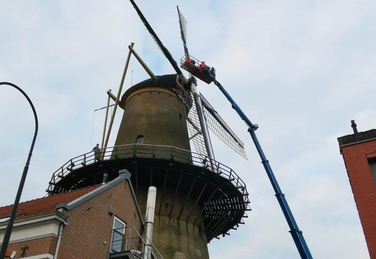 De scheuren kwamen aan het licht tijdens een inspectie.
