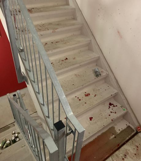 Bloed aan de deur en poep op de trappen: bewoners Tilburgse studentenflat zijn overlast zat