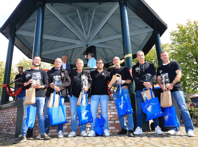 Vrijwilligers kwamen zelf met het initiatief de kiosk op te knappen.