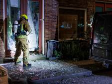 Explosie bij woning veroorzaakt schade in hele straat, omwonenden dachten eerst aan schietpartij