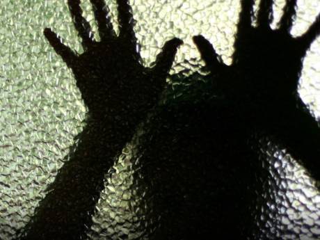 Man (36) vrijgesproken van verkrachten buurmeisje (18): ‘Het klopt allemaal niet’