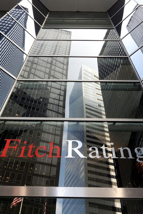 Les États-Unis toujours sous surveillance négative par Fitch malgré l’accord sur la dette
