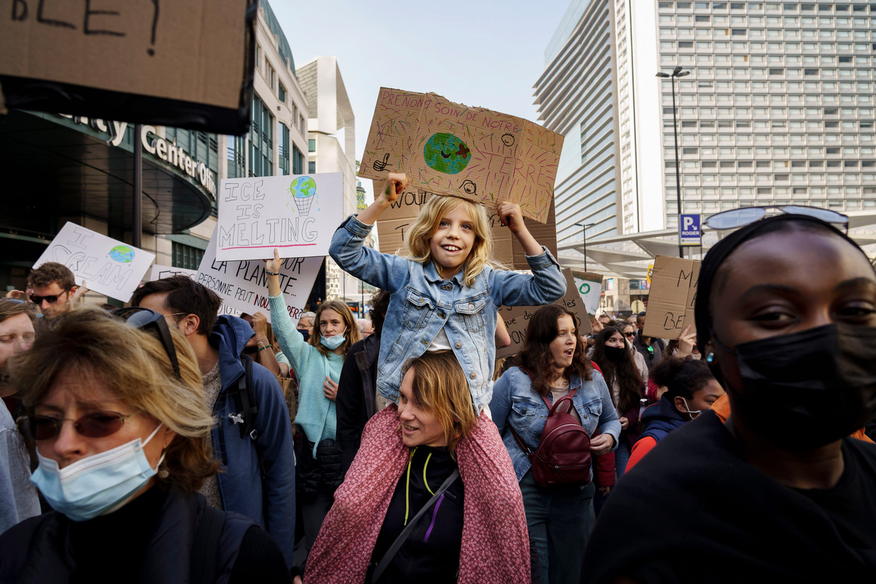 De klimaatmars afgelopen zondag trok weer veel volk naar de hoofdstad. Beeld Eric de Mildt