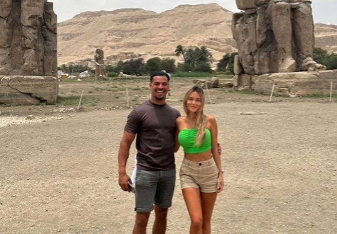 Megan Desaever en Joey Ceti in Egypte.