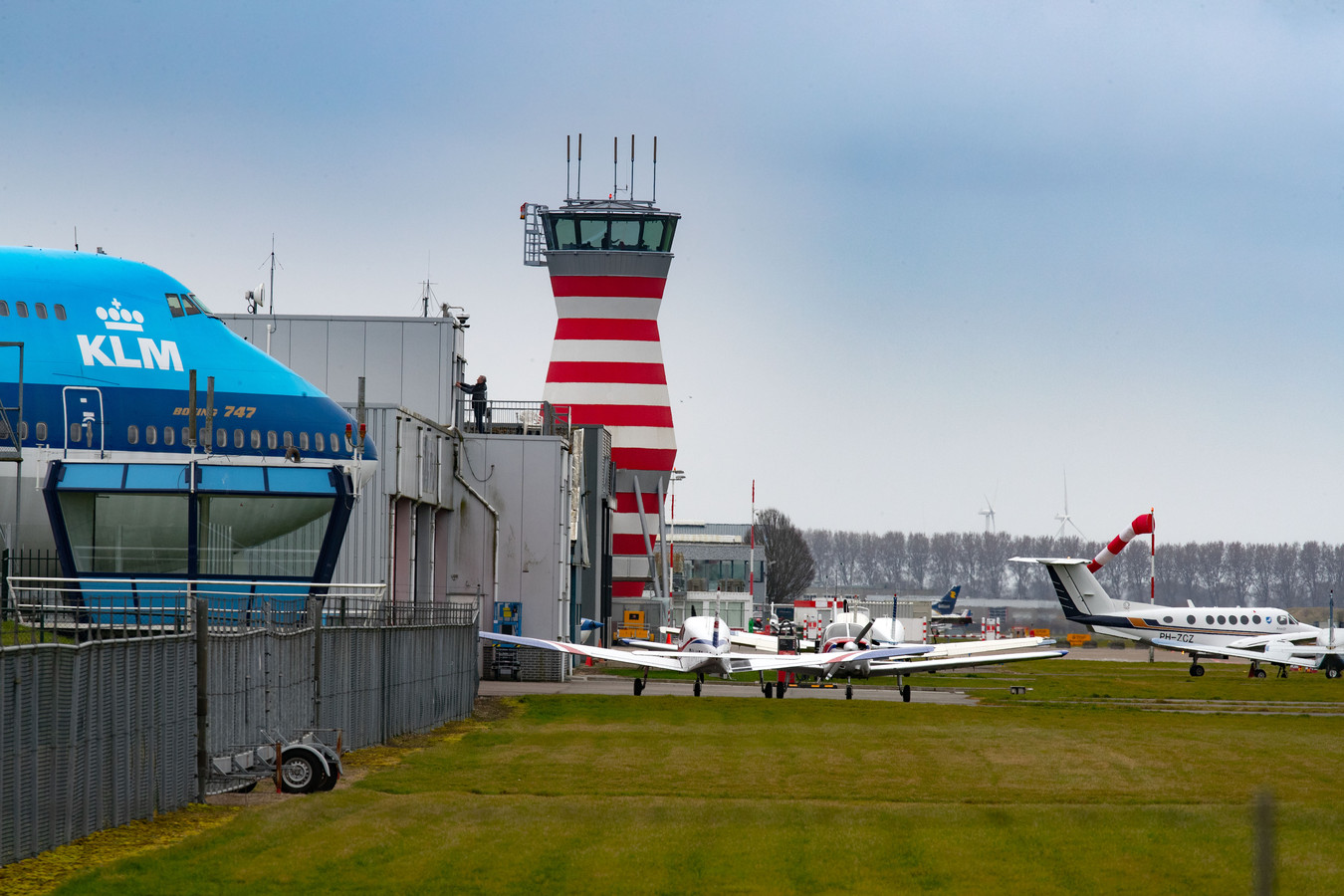Laagvliegroute van Lelystad Airport over Vechtdal en Zwolle blijft
