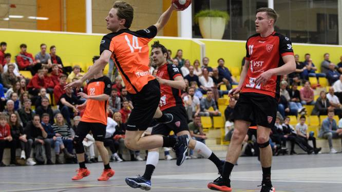 HandbalSchool Twente en nationale bond hopen meer mannen te motiveren: ‘Handbal is een echte mannensport’
