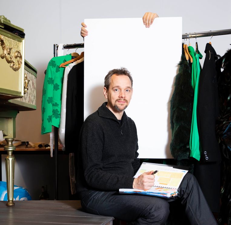 Serge van Veggel: 'De libretti van Vivaldi's opera's zijn best lastig, en eigenlijk allemaal hetzelfde: A houdt van B, die verkleed op zoek gaat naar C, die op haar beurt verliefd is op D, die weer van A houdt'. Beeld Judith Jockel