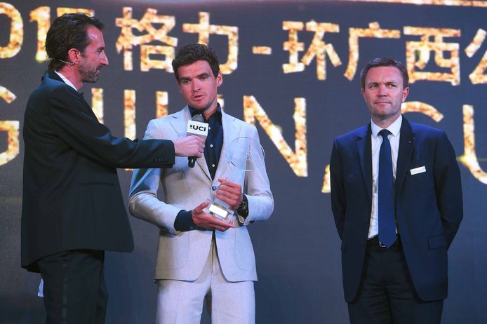 Nummer één. Greg Van Avermaet wordt in China door de UCI gehuldigd als de beste renner van het voorbije jaar.