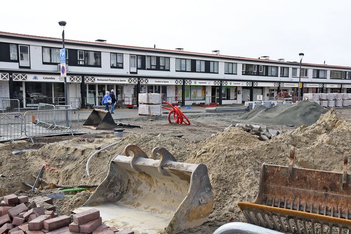Het Duinplein in Cadzand-Bad een maandje geleden.