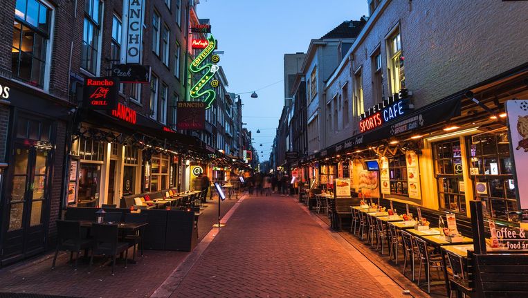 In de Korte Leidsedwarsstraat zijn een discotheek en drie restaurants gesloten. Beeld Shutterstock