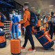 Alle besmette Nederlanders in Tokio zaten op één vlucht, ging er iets mis? ‘Een vliegtuig is redelijk veilig’