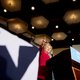 Hillary Clinton schrijft boek over presidentsverkiezing