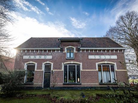 Boerderij De Lemerij, op grens van Hengelo en Borne, op gemeentelijke monumentenlijst