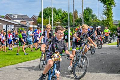 Behendig over een wip fietsen, dat is ook de Kleine Tour