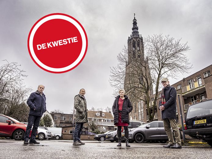 Deze gebruikers van de parkeergarage aan de Breestraat in Amersfoort zijn woedende over de enorme huurverhoging.