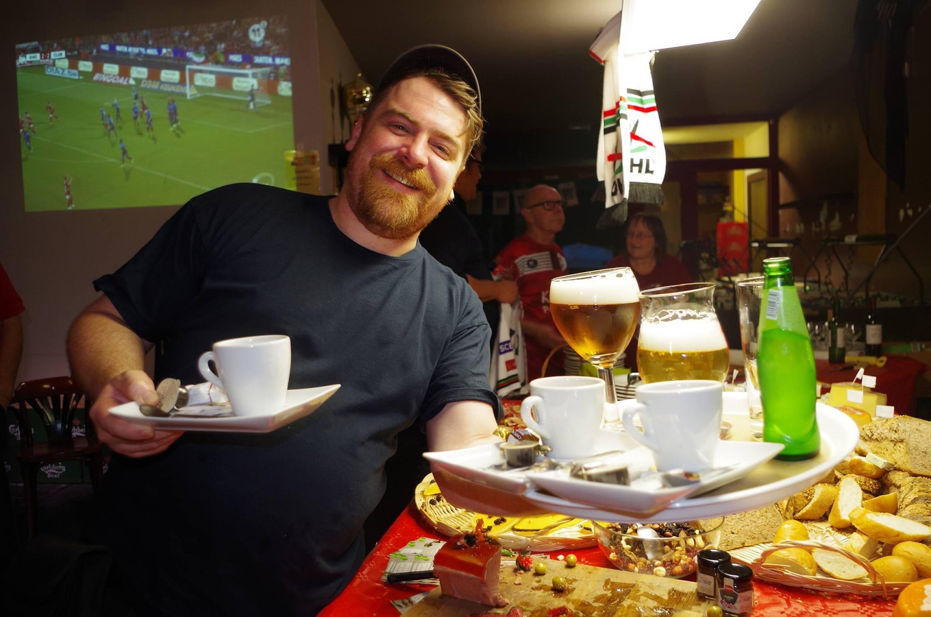 “De mensen zijn bang om buiten te komen” café Paradox ziet beduidend