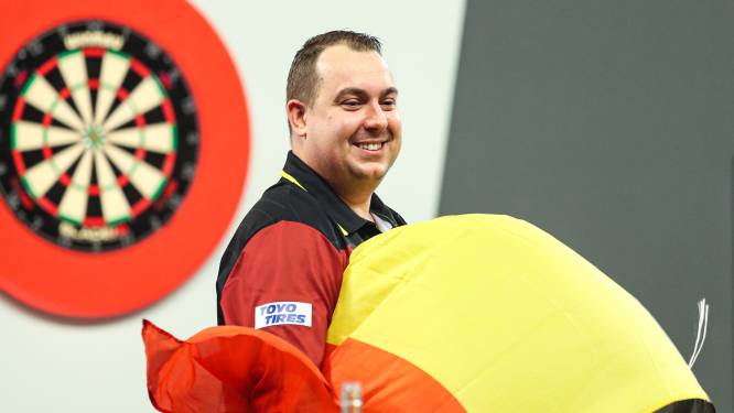 Raymond van Barneveld en ‘Aubergenius’ stellen teleur, eerste titel in jaren voor Kim Huybrechts