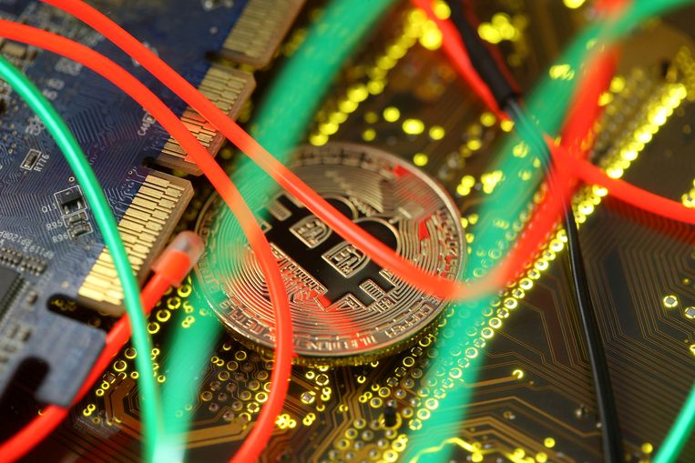 Tegenover vorige zomer is de koers van de bitcoin vervijfvoudigd. Beeld REUTERS