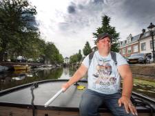 Schipper Chris Schram straalt dat Willemsvaart mag varen in coronacrisis:’Binnen word ik gek’