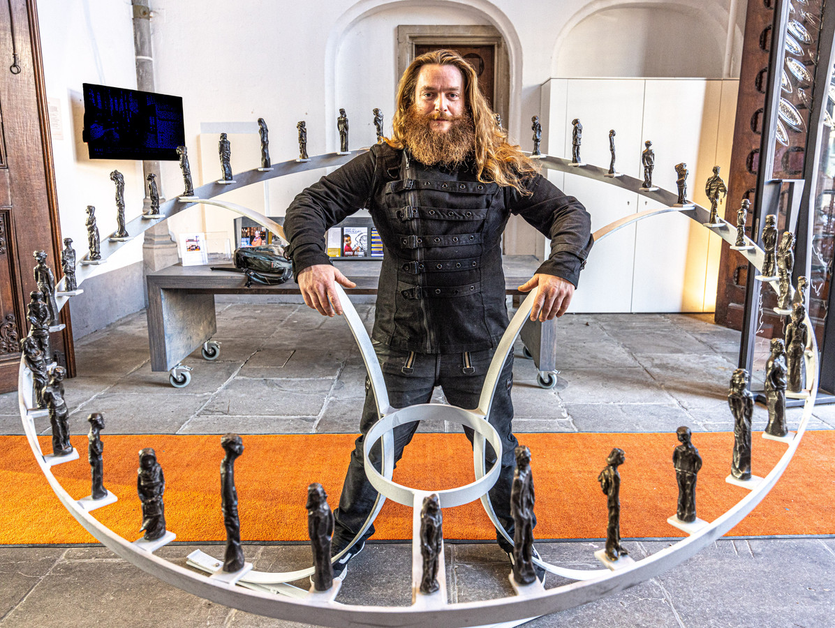 Bijzondere beeldjes verspreid door Zwolle ‘Hopelijk het voor