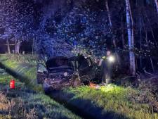 Winterswijkse man (36) slaat met zijn auto meerdere malen over de kop bij Aalten