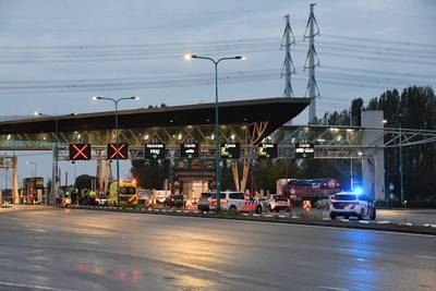 Gewonde bij botsing op tolplein Westerscheldetunnel