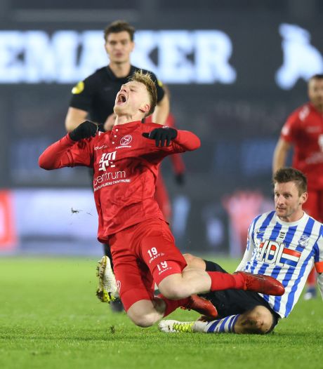 Zijn 250ste optreden voor FC Eindhoven wil Jens van Son snel vergeten: ‘Wat een klotewedstrijd’