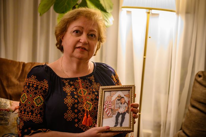 Kira Hengeveld maakt zich zorgen om haar dochter en kleinzoon, die in Kiev wonen.