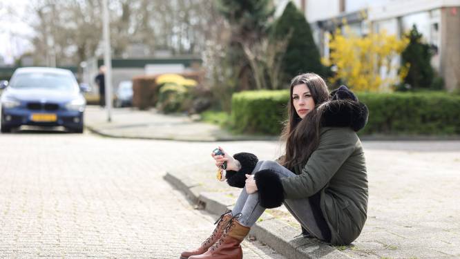 Michelle liet héél even haar auto draaien toen dieven toesloegen: ‘M’n man draaide zich stomverbaasd om’