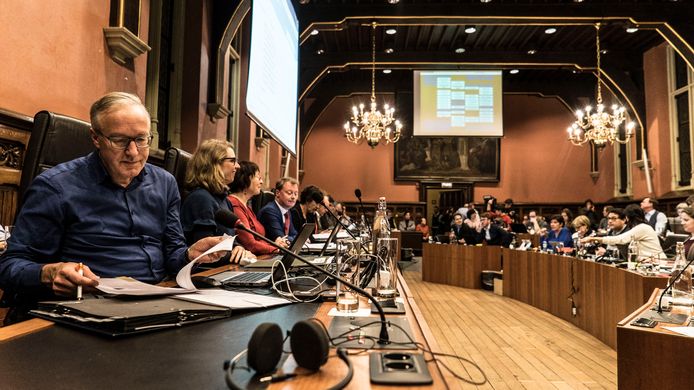 De Gentse gemeenteraad kan in principe door iedereen worden bijgewoond, maar heel weinig mensen doen dat.