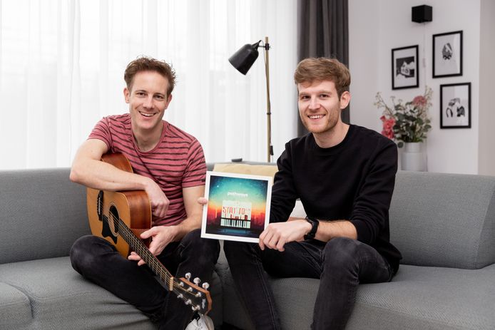 Het duo Coen van der Horst en Dennis Jansen brengt een mini-lp uit met zeven eigen songs onder de naam Pathways.