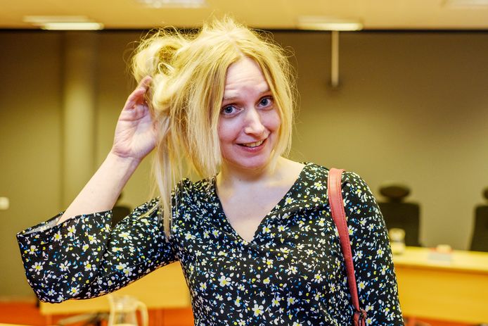 Winnie 33 Snapt Het Niet Waarom Is Haar Haar Duurder Dan Zijn Haar Binnenland Ad Nl