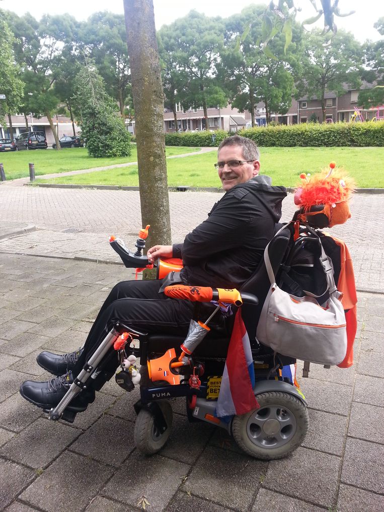 Frank van Dijk toen hij nog rolstoelafhankelijk was. Beeld Privécollectie