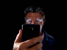Levez les yeux de votre téléphone portable, implore son inventeur: “Vous avez perdu la tête”