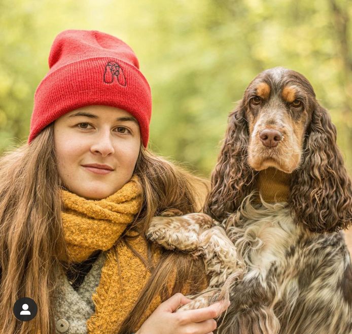 Valerie met hond Nina.