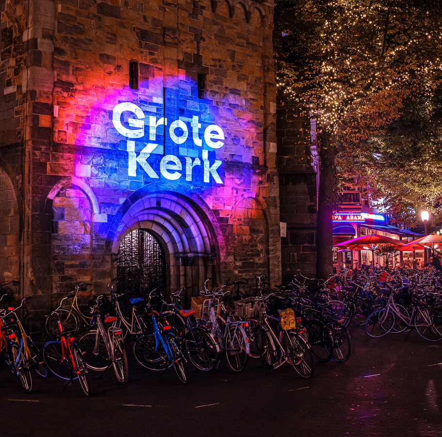 Hou jij van gekke feestjes? Ontdek dan de ‘geheimen van Enschede’ tijdens deze nacht Foto