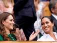 Kate en Meghan maken einde aan geruchten over ruzie tijdens vrouwenfinale Wimbledon