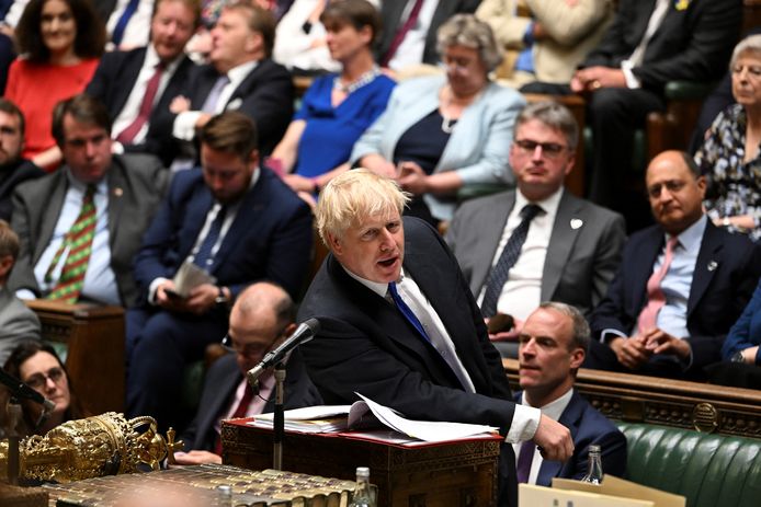 De Britse Premier Boris Johnson (Conservatieven) spreekt het Parlement toe.