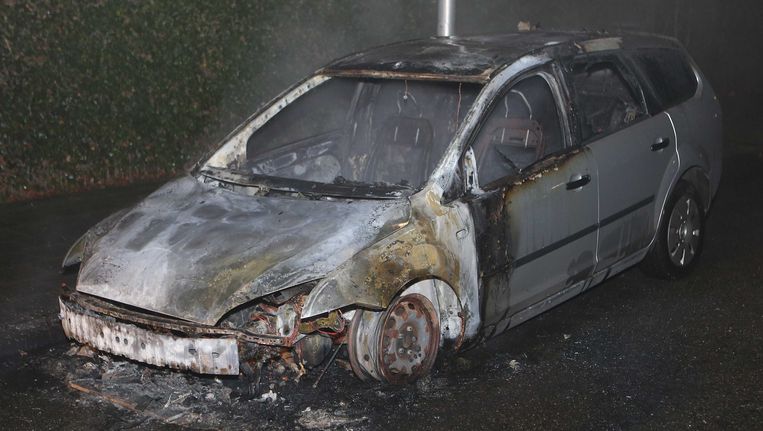 Afgelopen nacht gingen vijf auto's in Culemborg in vlammen op. Beeld ANP