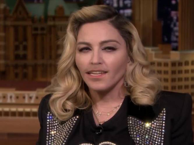 VIDEO: Madonna imiteert Kim Kardashian