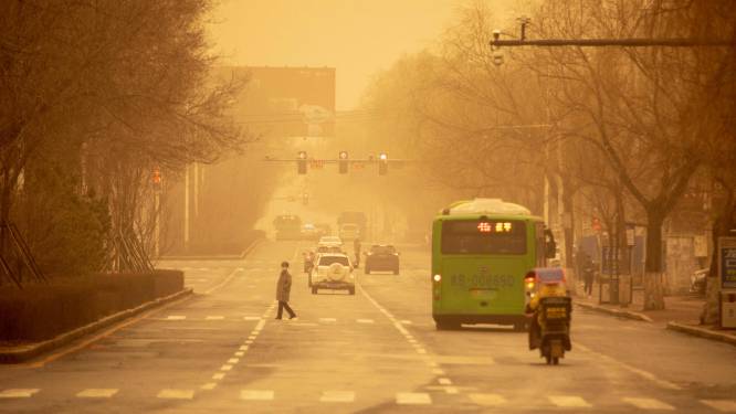 Zandstorm leidt tot “ernstige luchtvervuiling” in noorden China